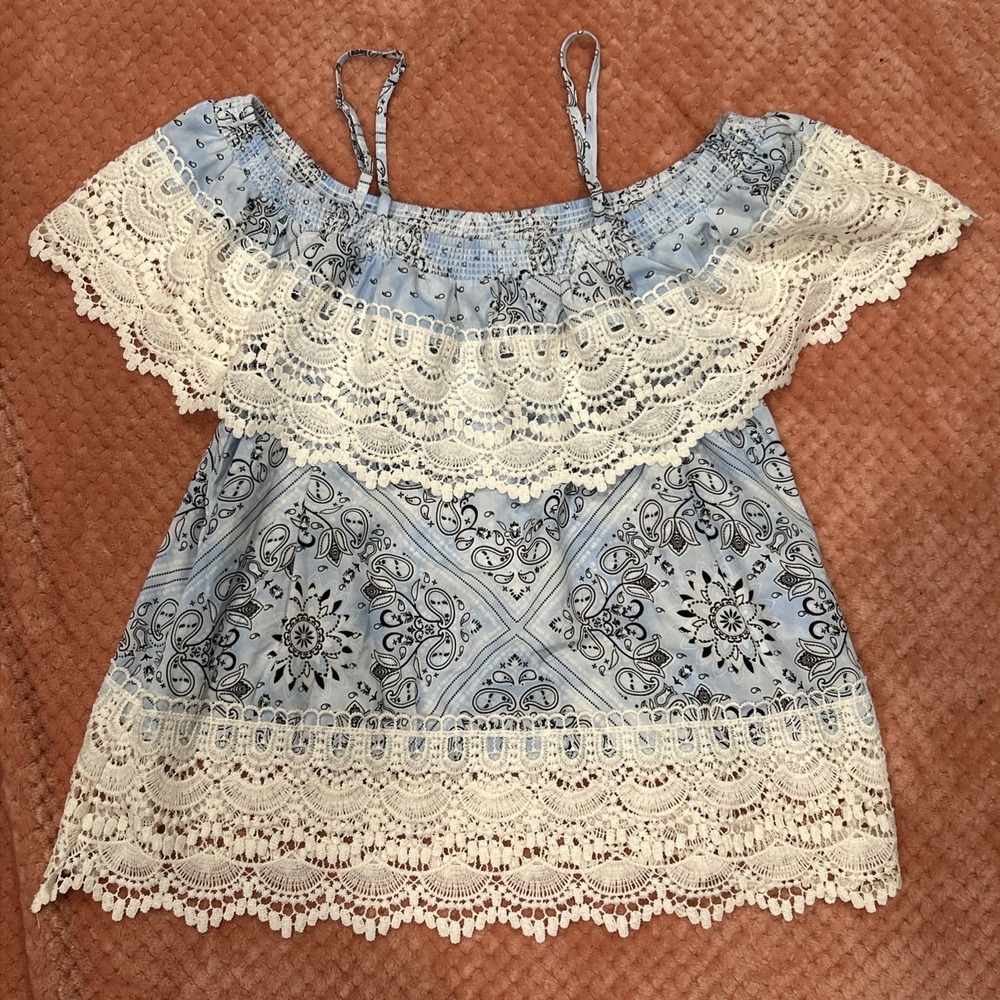 NOBO No Boundaries Crochet Lace‎ Off The Shoulder Blue Bandana Paisley Top